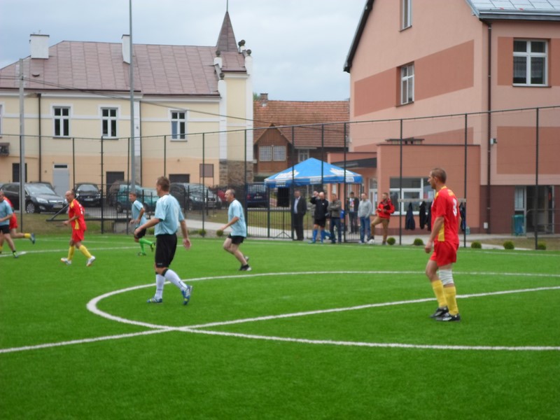 Sukces Odbojów Gminy Jedlicze w Powiatowym Turnieju Oldbojów w Piłce Nożnej o Puchar Ziemi Krośnieńskiej - 5