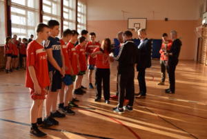 XI Mikołajkowy Turniej w Koszykówce dziewcząt i chłopców o Puchar Dyrektora Szkoły Podstawowej w Klembowie